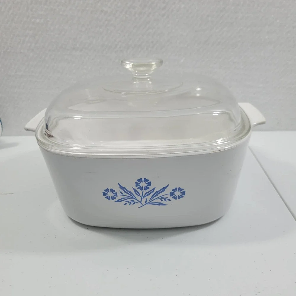 Corning Ware 1960's Cornflower Blue Vintage 1.5 Liter Container With Lid 91123-1